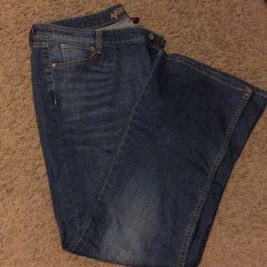 Women’s size 19 bootcut jeans